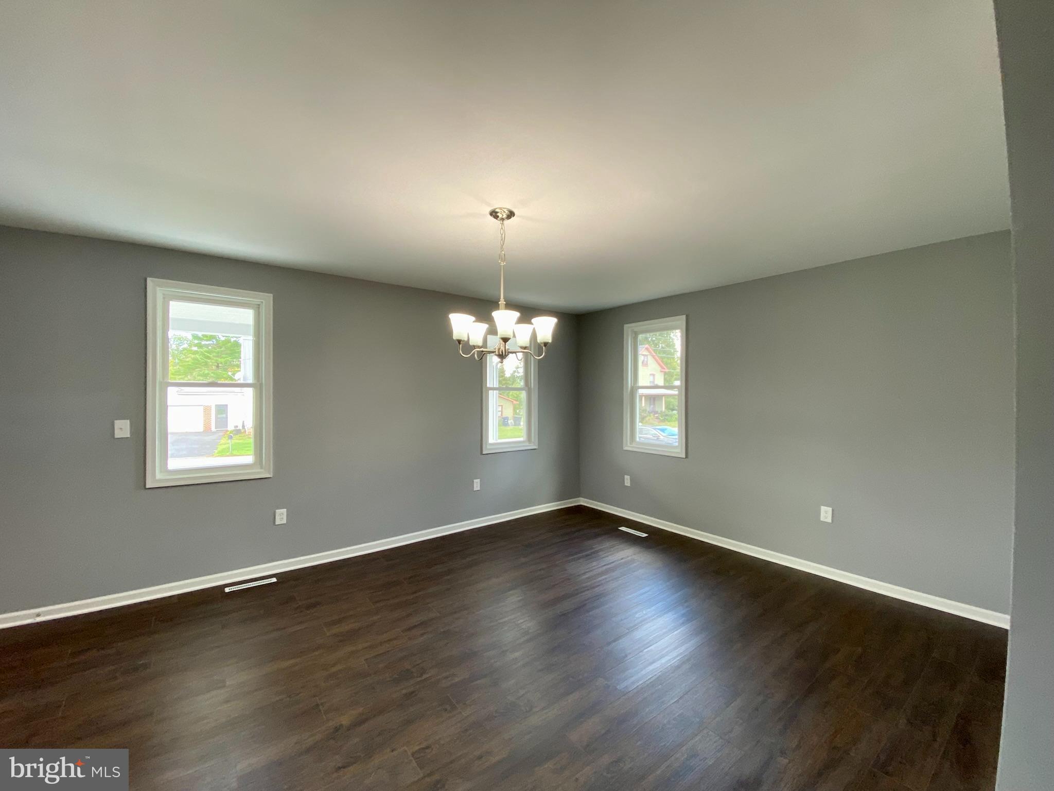 2355 Table Rock Road Biglerville, PA 17307 - Photo 10 of 38 Dining Area
