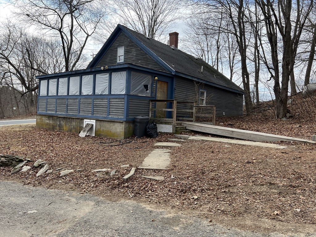 98 Elm Street Blackstone, MA 01504 - Photo 2 of 33