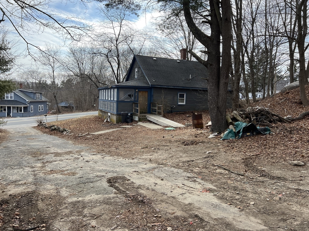 98 Elm Street Blackstone, MA 01504 - Photo 27 of 33