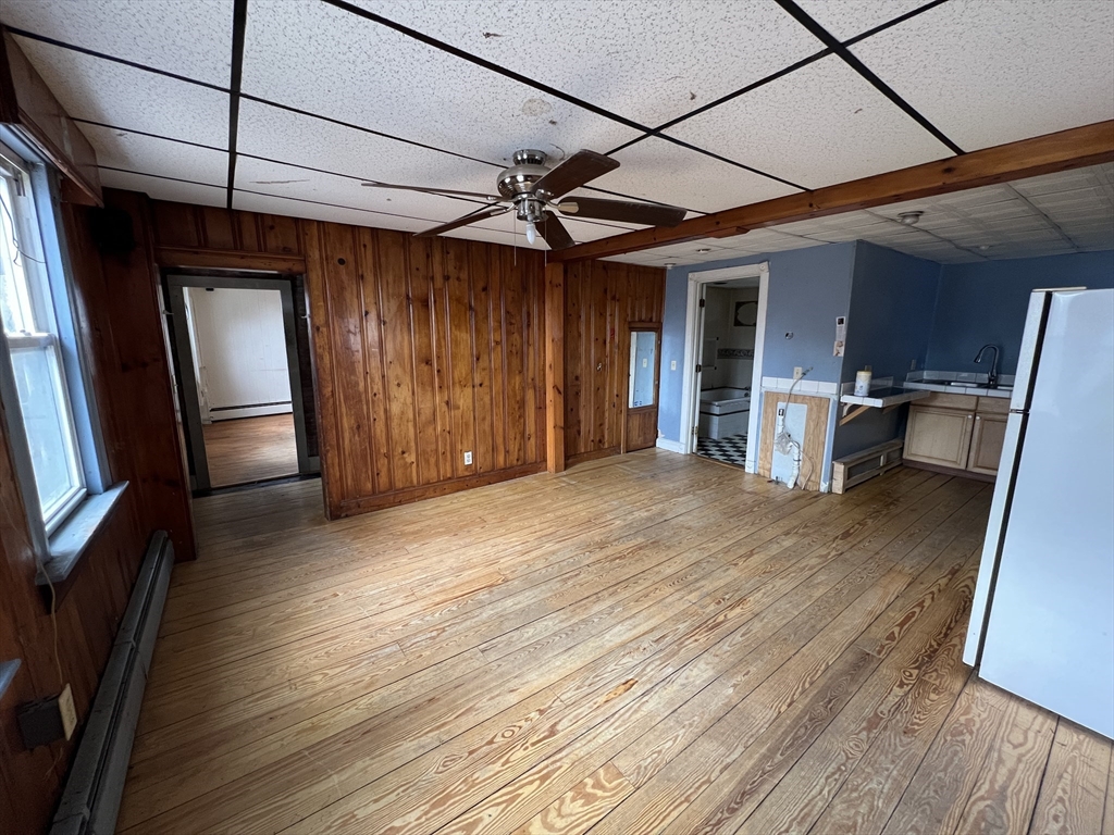 98 Elm Street Blackstone, MA 01504 - Photo 7 of 33