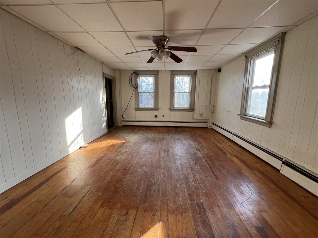 98 Elm Street Blackstone, MA 01504 - Photo 9 of 33