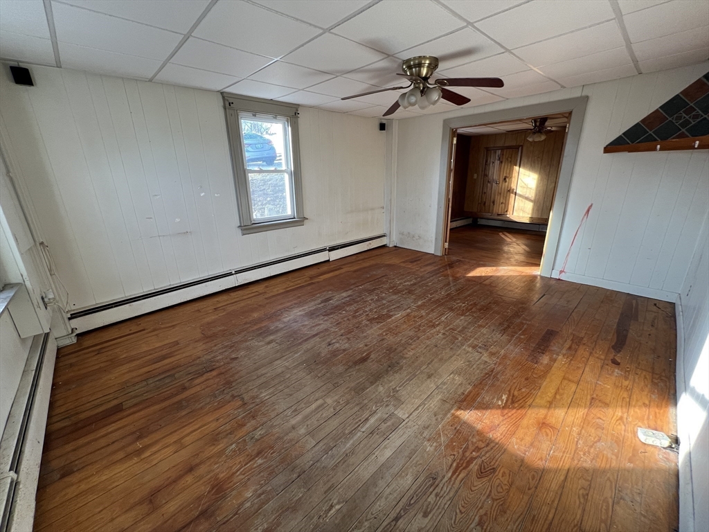 98 Elm Street Blackstone, MA 01504 - Photo 10 of 33