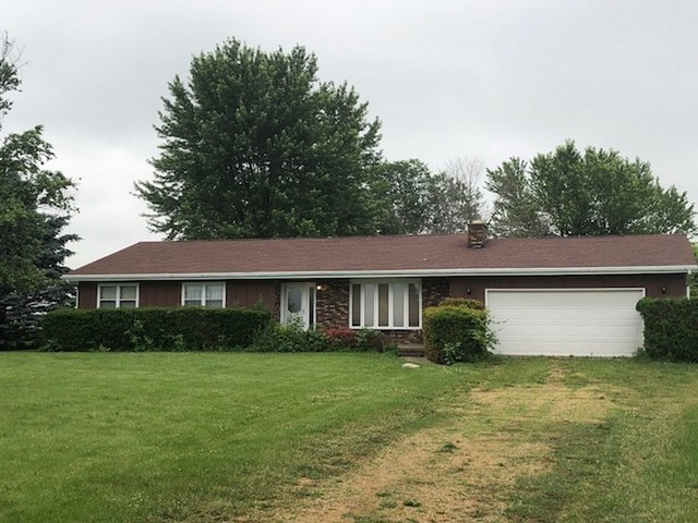 1348 Eldena Road Dixon, IL 61021 - Photo 20 of 20 a front view of a house with garden