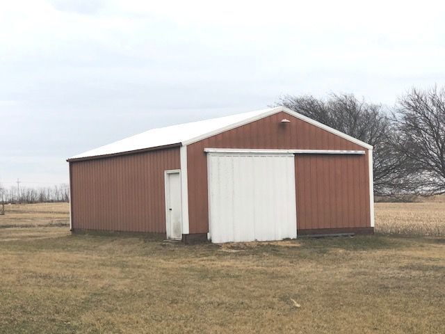 1348 Eldena Road Dixon, IL 61021 - Photo 6 of 20 a front view of house with garage