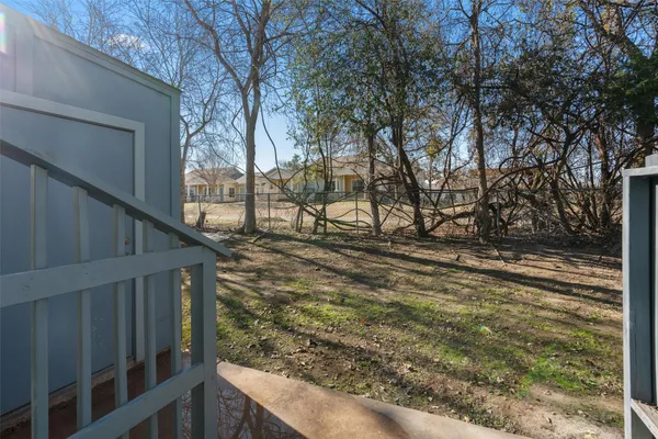 $1,300 | 3004 Whisper Oaks Lane, Unit B, Georgetown, TX 78628