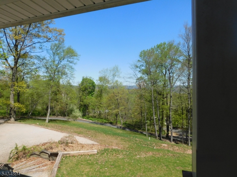 4 Spring Hill Road Annandale, NJ 08801 - Photo 36 of 41