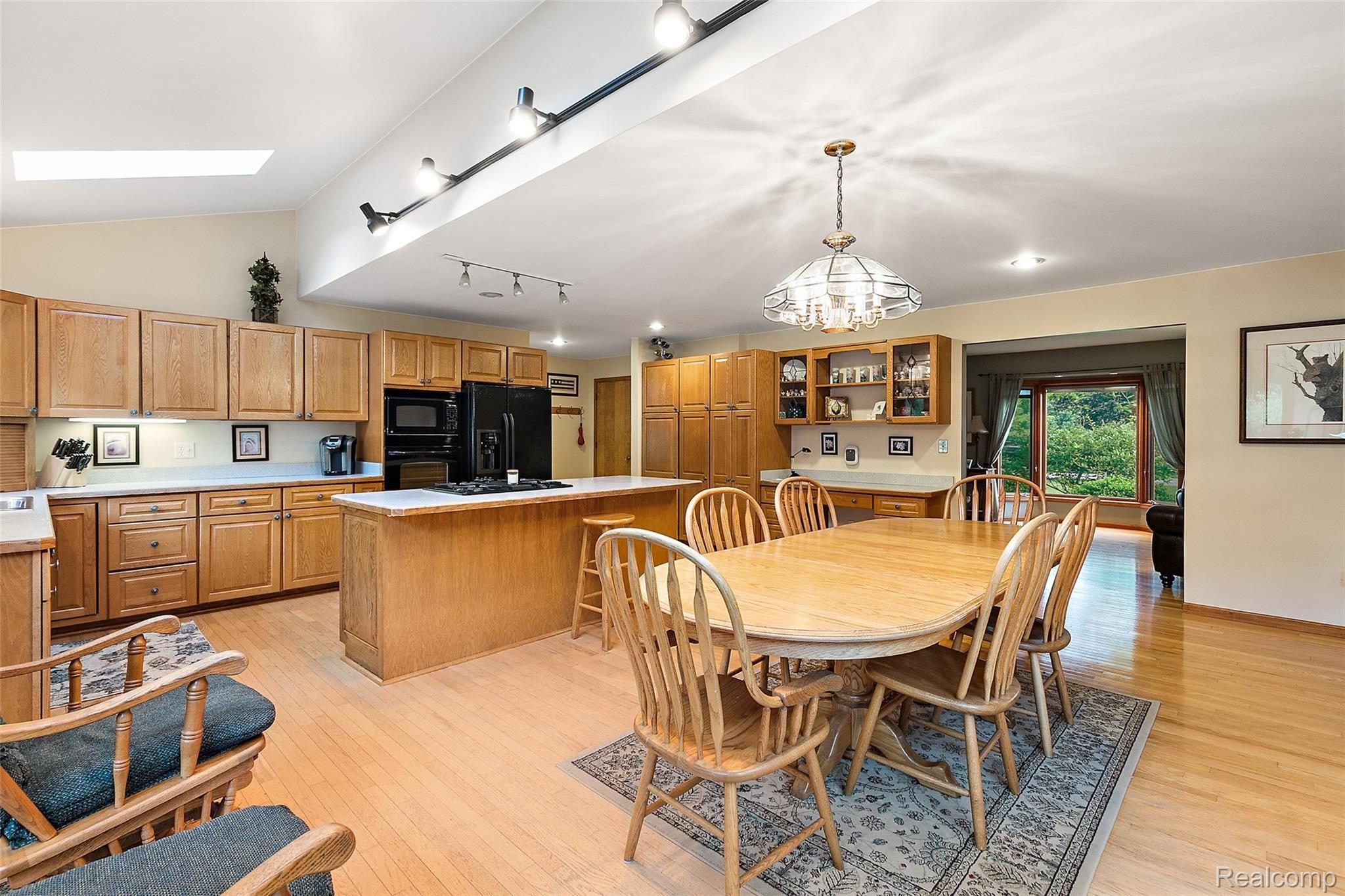 61576 Spring Circle Trail Washington, MI 48094 - Photo 11 of 45 61576 Spring Circle-32.jpg