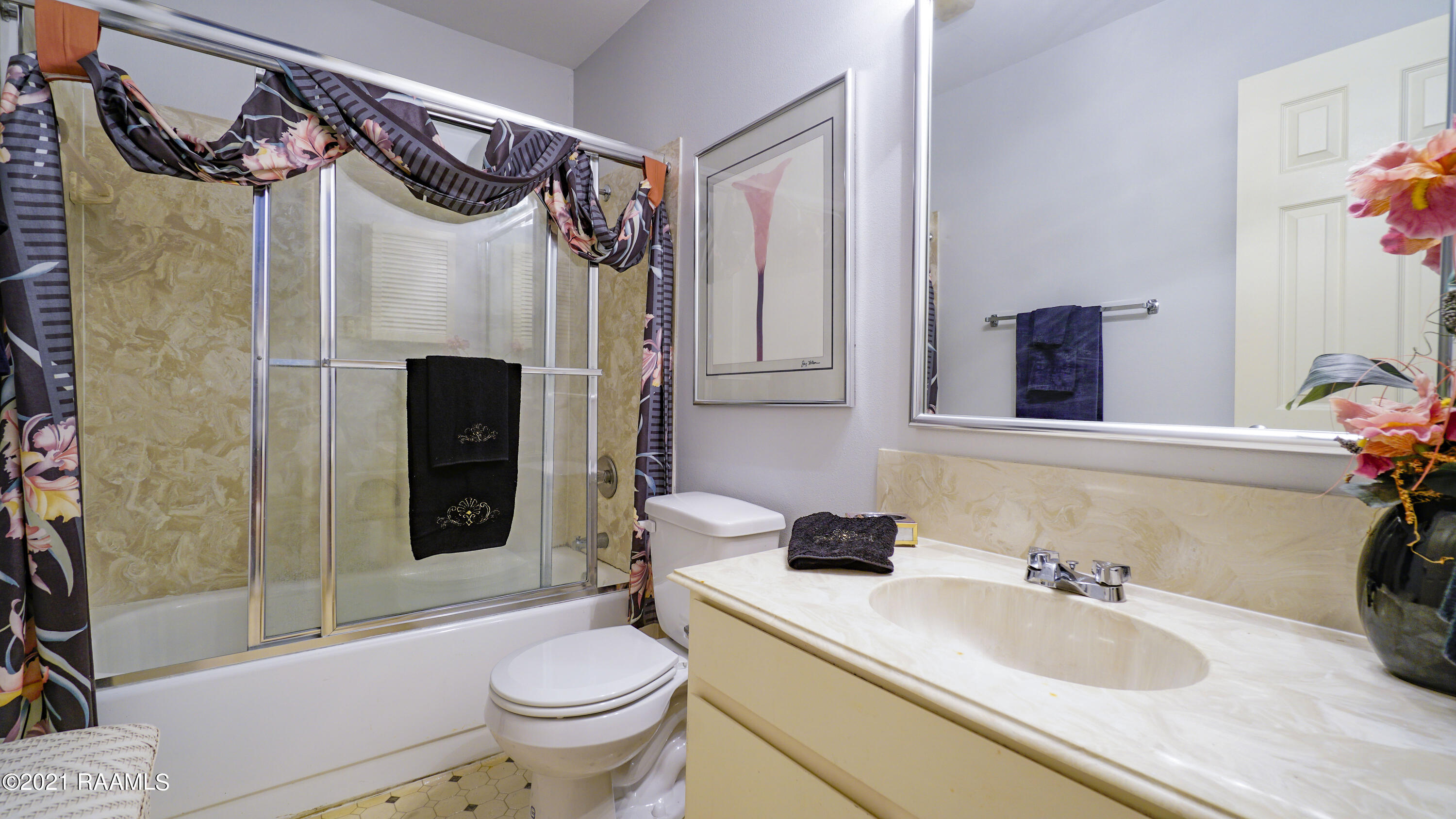 701 South College Road, Unit 305 Lafayette, LA 70503 - Photo 7 of 11 Gallery Image 7