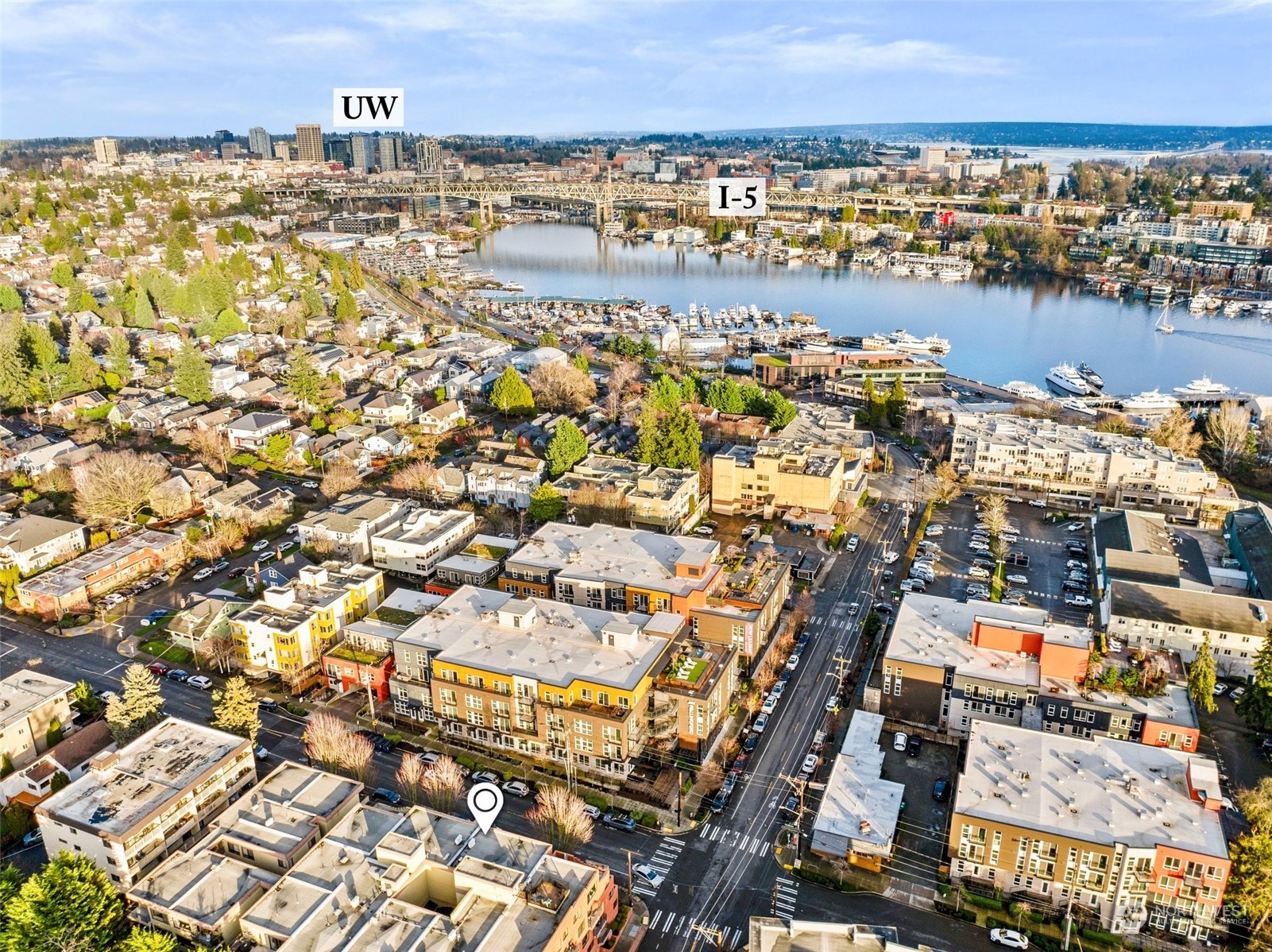 3401 Wallingford Avenue North, Unit 202 Seattle, WA 98103 - Photo 27 of 31