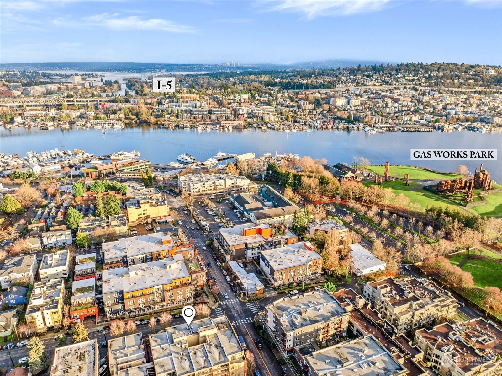 3401 Wallingford Avenue North, Unit 202 Seattle, WA 98103 - Photo 28 of 31