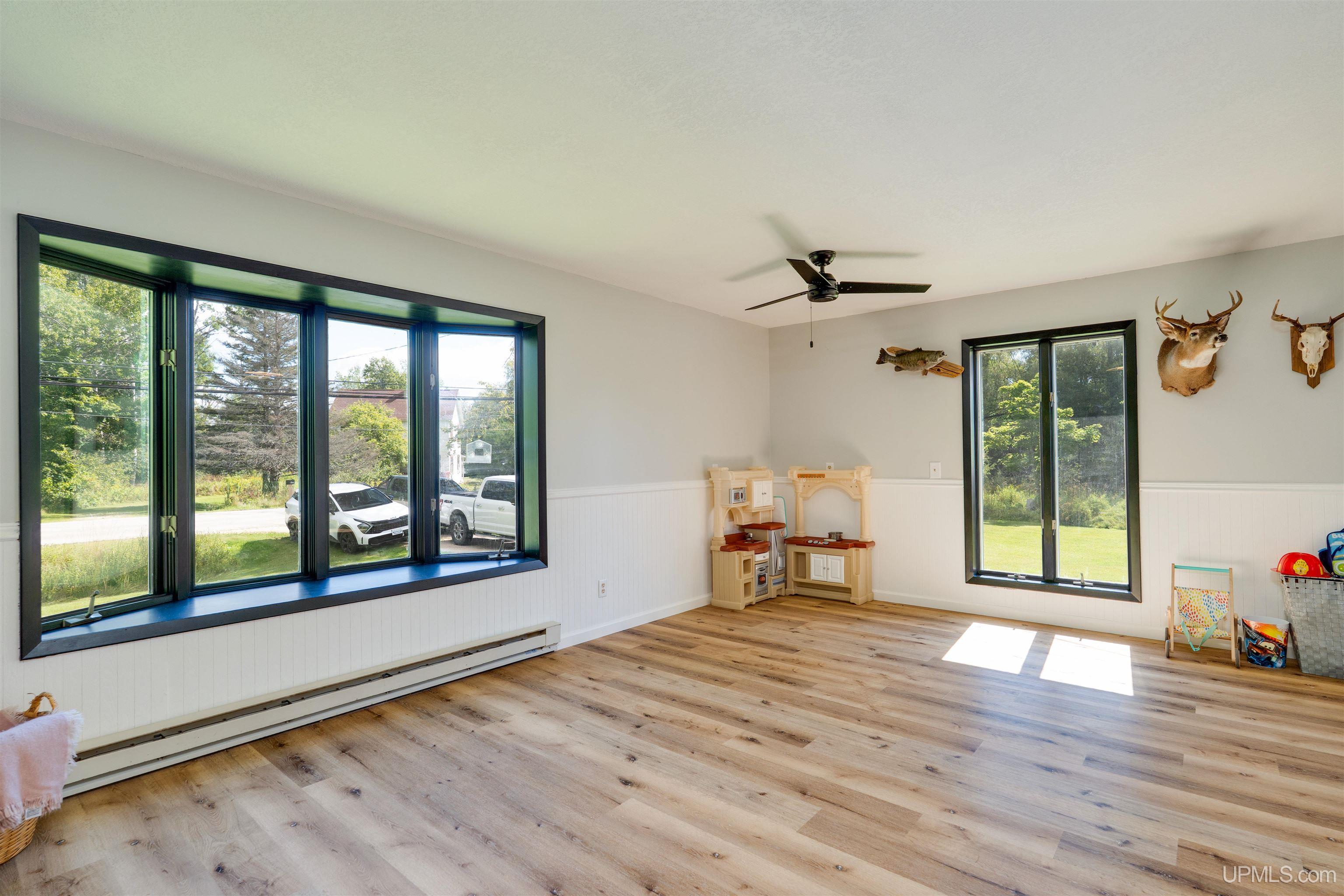 1023 State Road Manistique, MI 49854 - Photo 9 of 49 Gallery Image 9