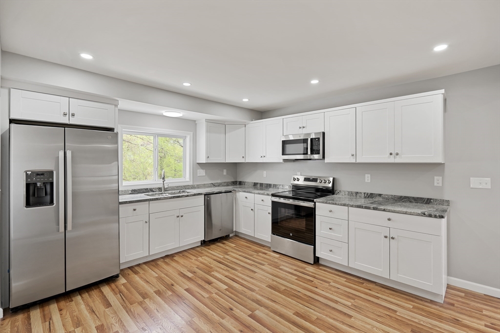 592 Prospect Street Chicopee, MA 01020 - Photo 2 of 22 Gallery Image 2