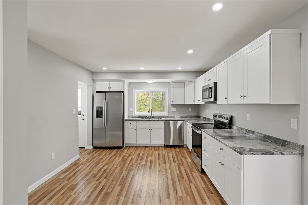 592 Prospect Street Chicopee, MA 01020 - Photo 7 of 22 Gallery Image 7