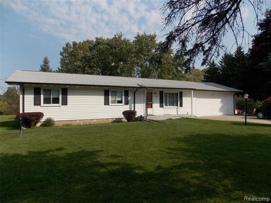 350 Shadywood Road Rochester Hills, MI 48307 - Photo 2 of 27