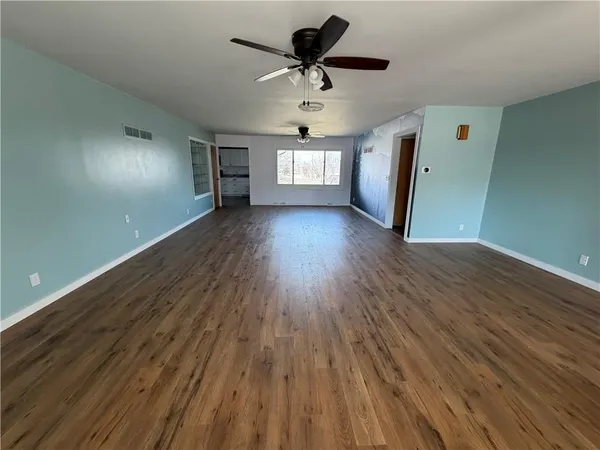 $240,000 | 325 East 4th Street, Maryville, MO 64468