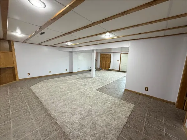 $240,000 | 325 East 4th Street, Maryville, MO 64468