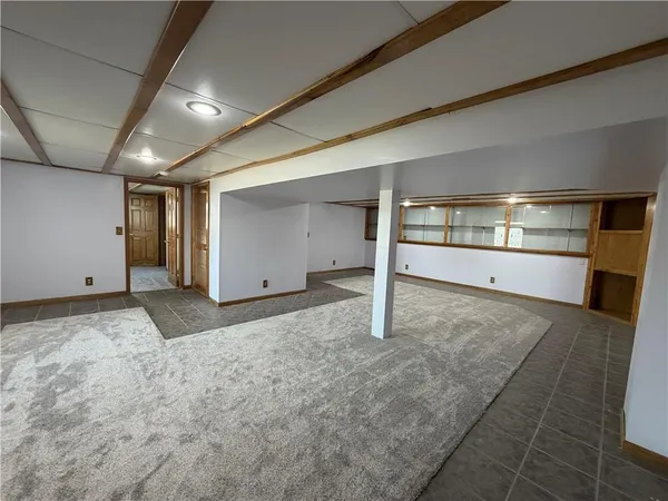 $240,000 | 325 East 4th Street, Maryville, MO 64468