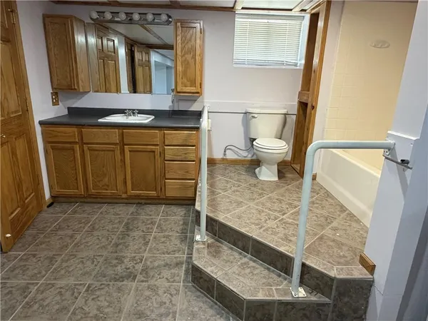 $240,000 | 325 East 4th Street, Maryville, MO 64468