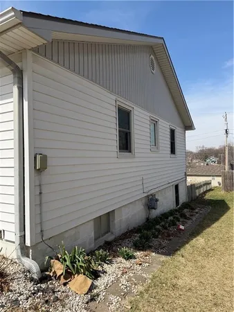 $240,000 | 325 East 4th Street, Maryville, MO 64468