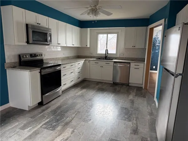 $240,000 | 325 East 4th Street, Maryville, MO 64468