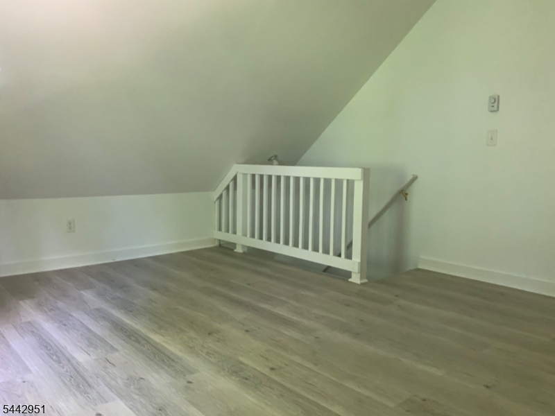 16 Wishing Well Road, Unit 1 Hamburg, NJ 07419 - Photo 20 of 25
