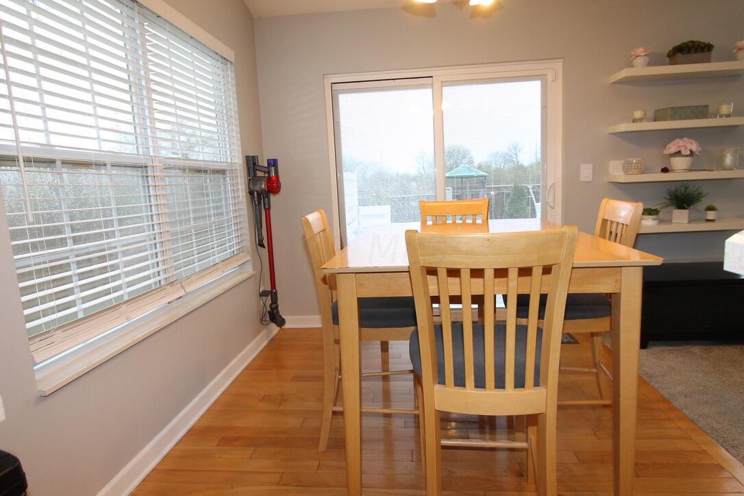 4836 Heath Trails Road Hilliard, OH 43026 - Photo 12 of 32 Door to Deck from Eating Area