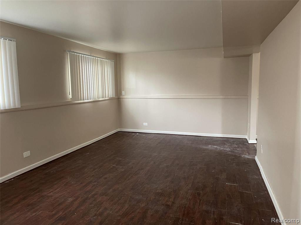 5418 Harding Street Dearborn Heights, MI 48125 - Photo 13 of 15
