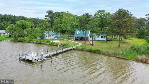 $699,900 | 4004 Robinson Neck Road, Taylors Island, MD 21669