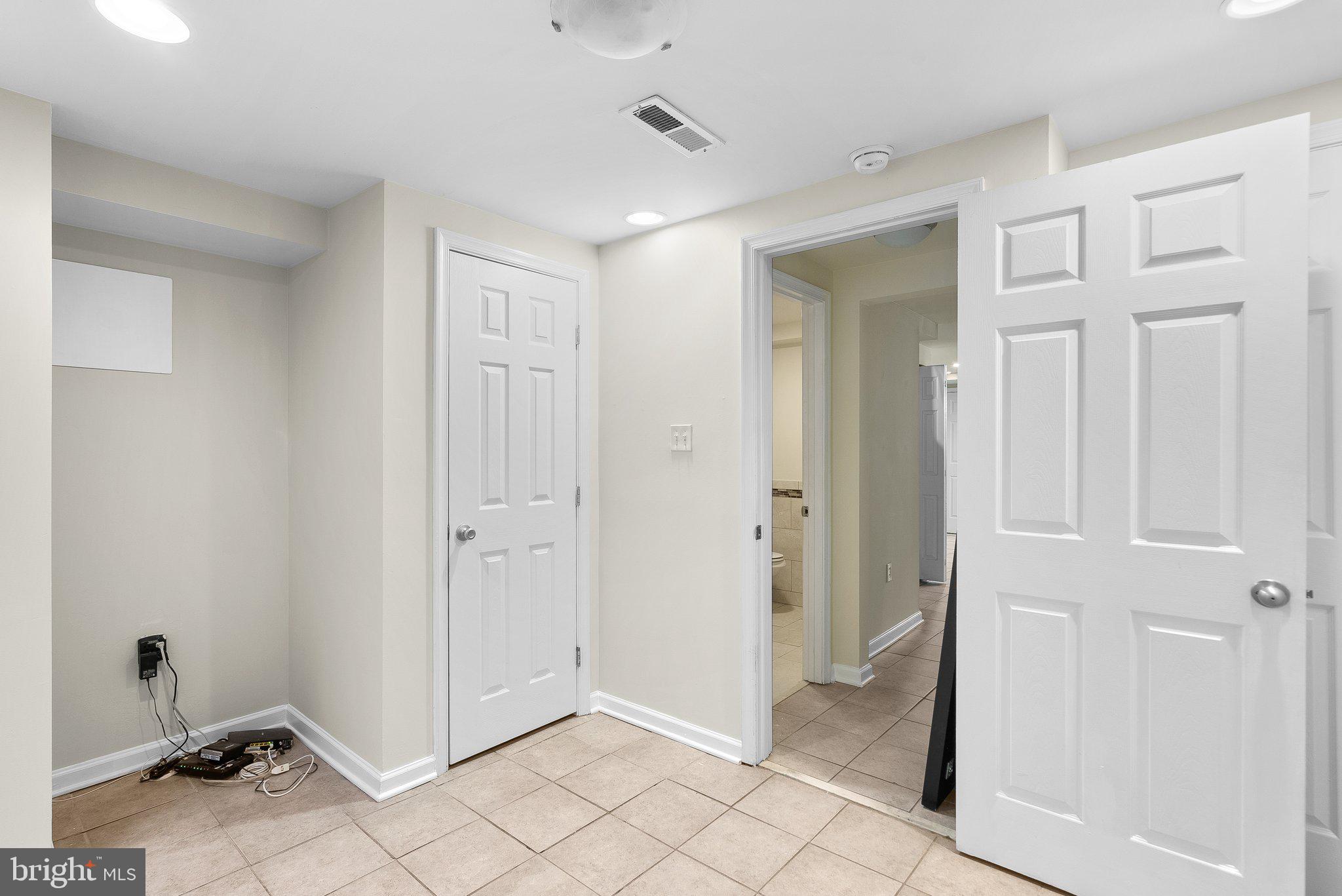 533 Florida Avenue Northwest, Unit 1 Washington, DC 20001 - Photo 16 of 21