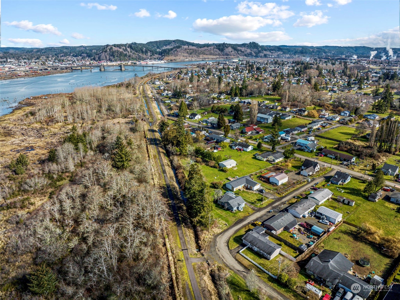 902 Calhoun Road Aberdeen, WA 98520 - Photo 26 of 37 Gallery Image 26