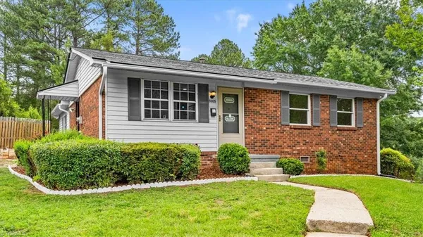 $265,000 | 5005 Farmoor Circle, Winston-Salem, NC 27105