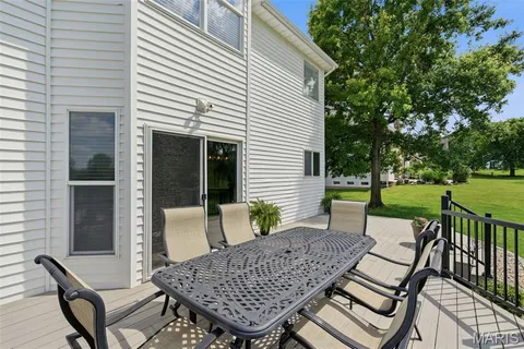 $625,000 | 444 Eagle Pointe Landing Drive, Eureka, MO 63025