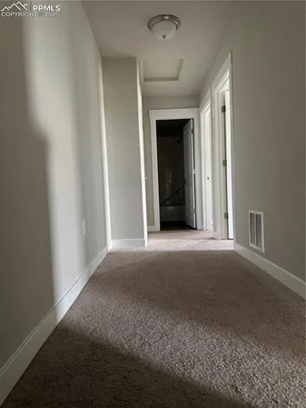 a view of empty room with window