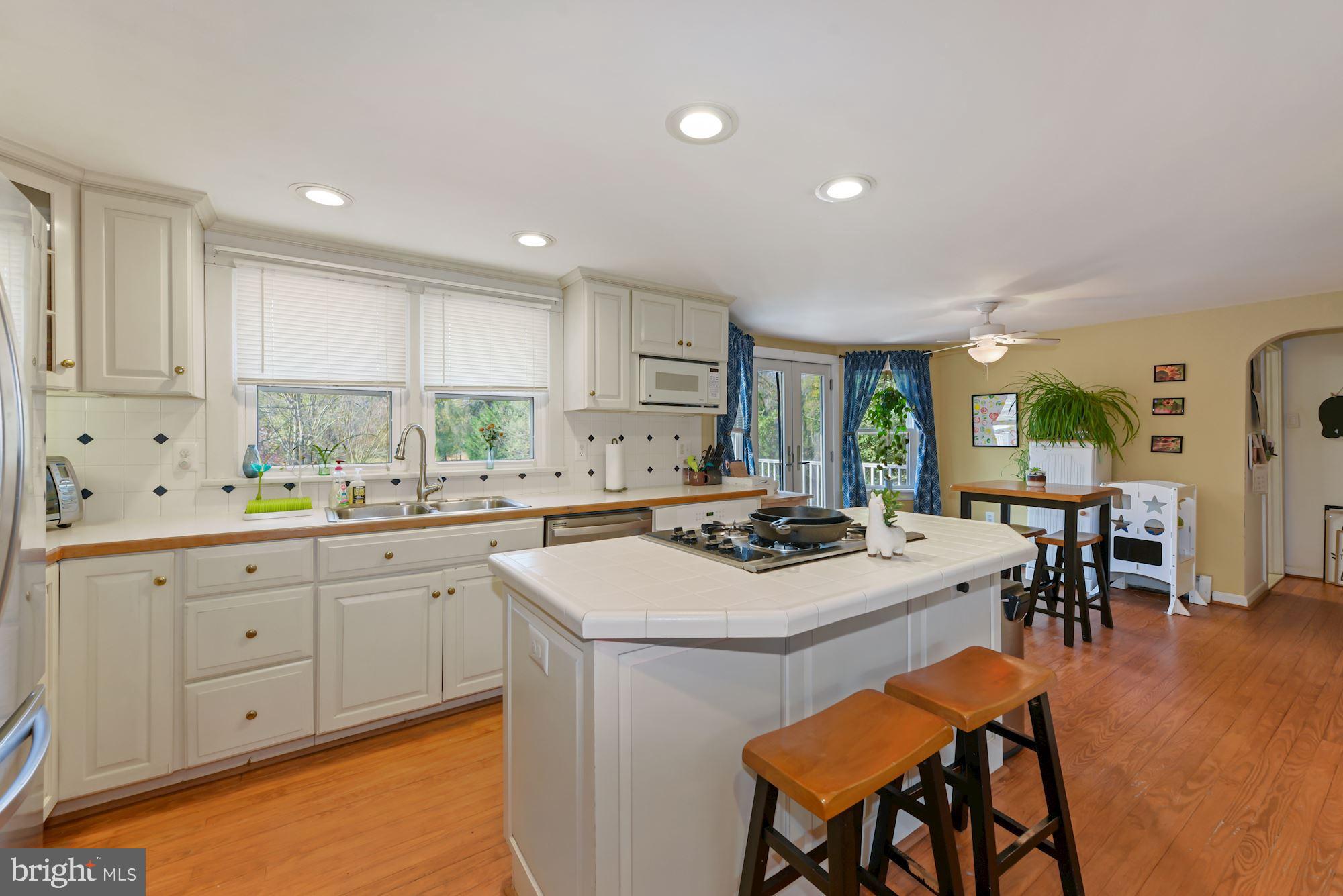 2520 Fostertown Road Hainesport, NJ 08036 - Photo 6 of 35 Gallery Image 6