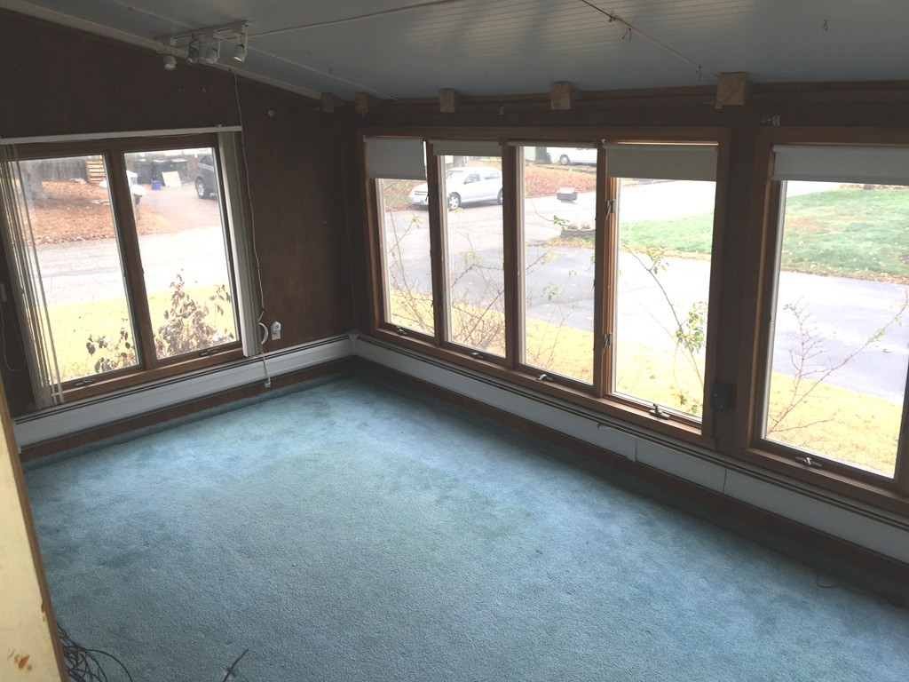 9 Claire Road Amesbury, MA 01913 - Photo 25 of 26 an empty room with a window
