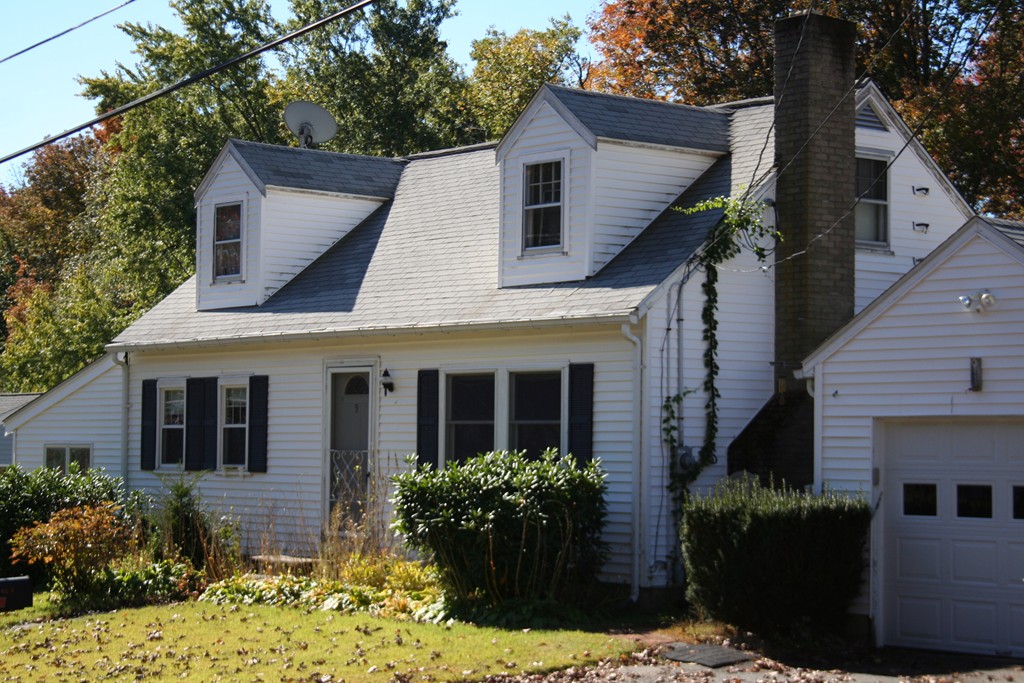 9 Claire Road Amesbury, MA 01913 - Photo 3 of 26 front view of a house with a yard