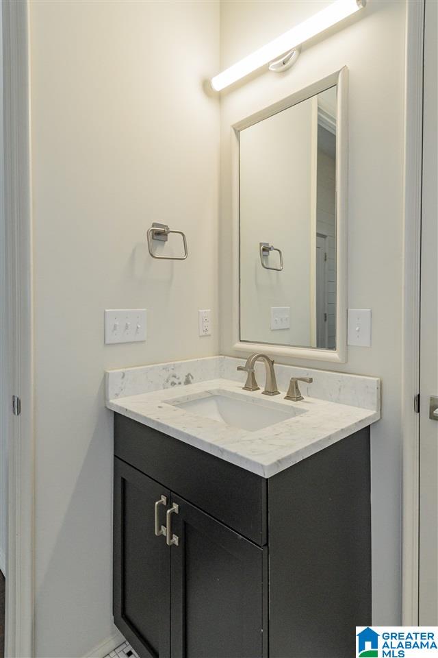 609 Rumble Avenue Birmingham, AL 35213 - Photo 11 of 24