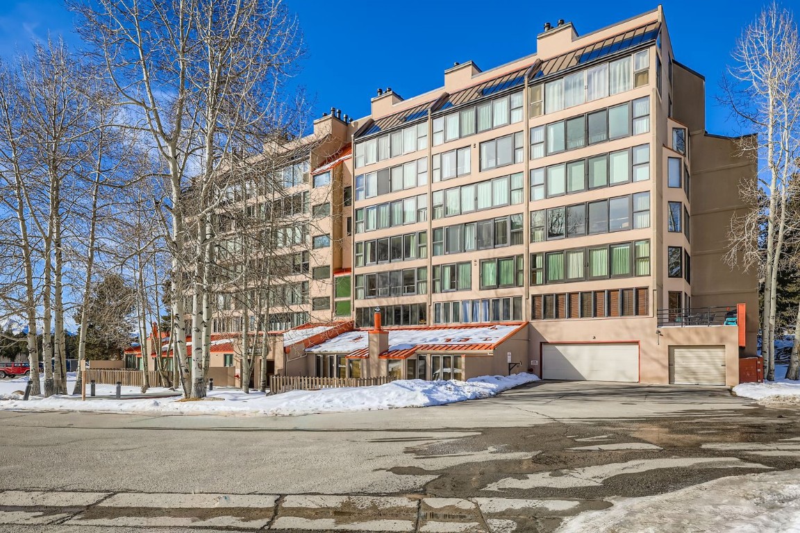 22340 Highway 6, Unit 1784 Keystone, CO 80435 - Photo 22 of 28 a front view of a building