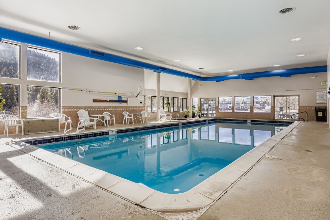 22340 Highway 6, Unit 1784 Keystone, CO 80435 - Photo 24 of 28 a view of a kitchen with kitchen and a window
