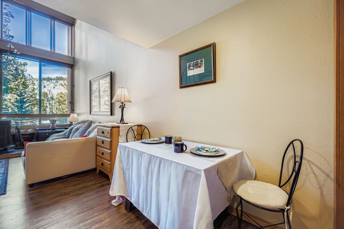 22340 Highway 6, Unit 1784 Keystone, CO 80435 - Photo 7 of 28 a living room with furniture and a window
