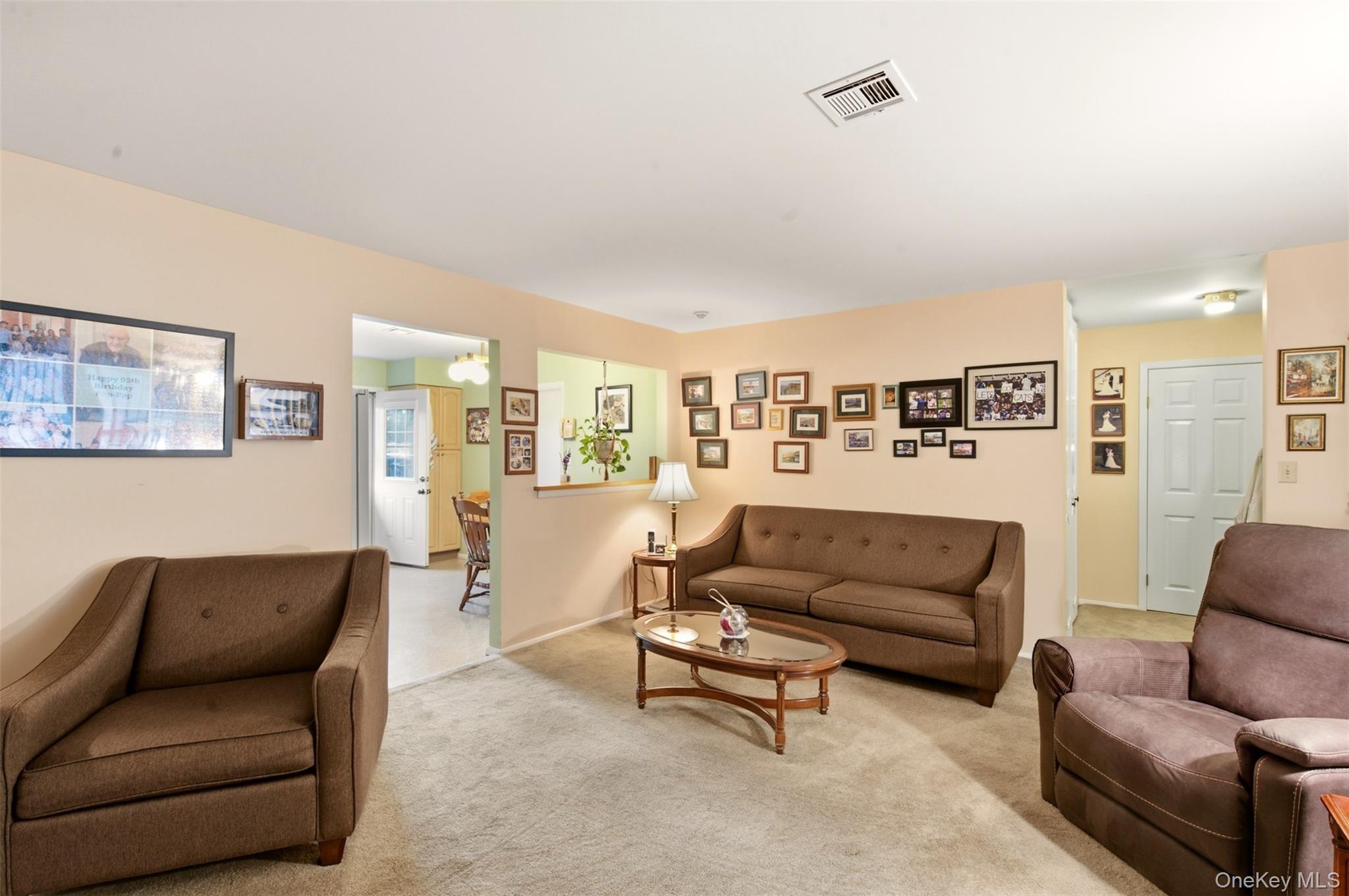 238 Blackpool Court, Unit A Ridge, NY 11961 - Photo 10 of 40 Gallery Image 10