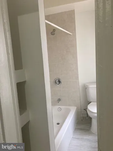 $1,000 | 776 Washington Boulevard, Unit 2F, Baltimore, MD 21230