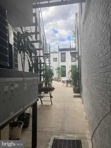 $1,000 | 776 Washington Boulevard, Unit 2F, Baltimore, MD 21230