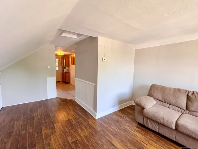 $1,100 | 28 French Street, Unit 6, Torrington, CT 06790