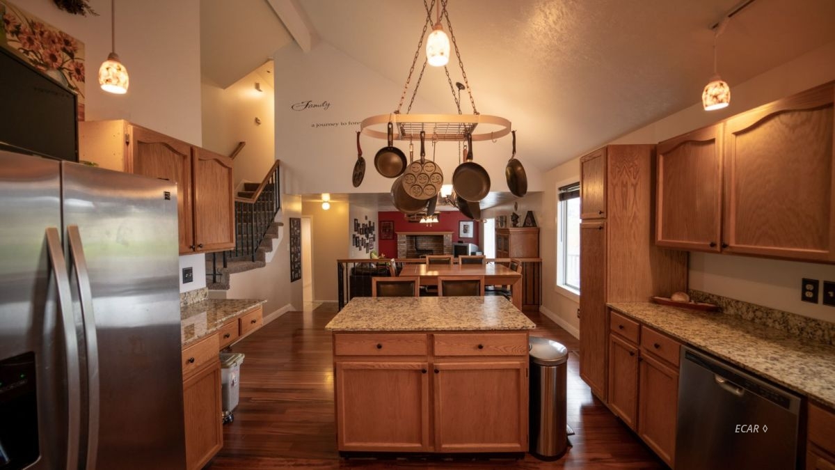 2412 Rodeo Court Elko, NV 89801 - Photo 5 of 23 Gallery Image 5