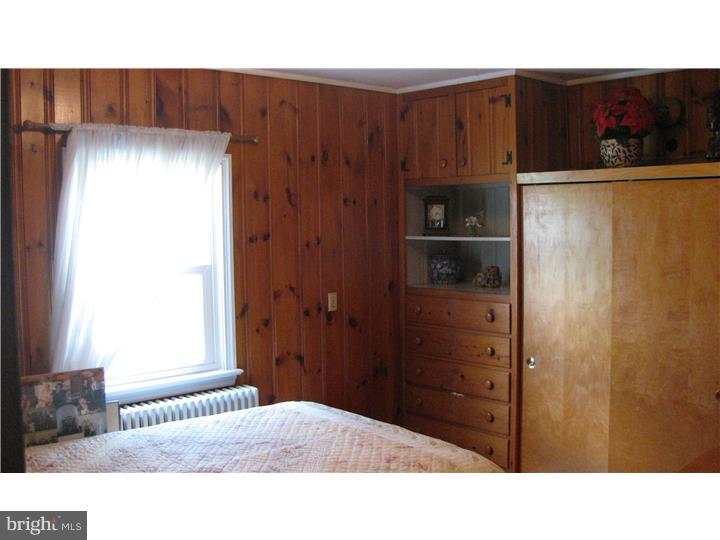 424 Beck Road Souderton, PA 18964 - Photo 15 of 23 Bedroom 2