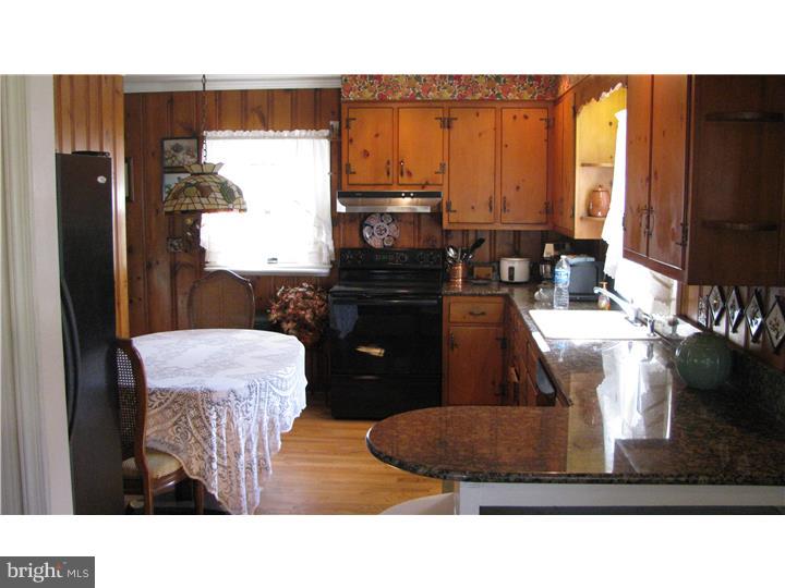 424 Beck Road Souderton, PA 18964 - Photo 7 of 23 Kitchen