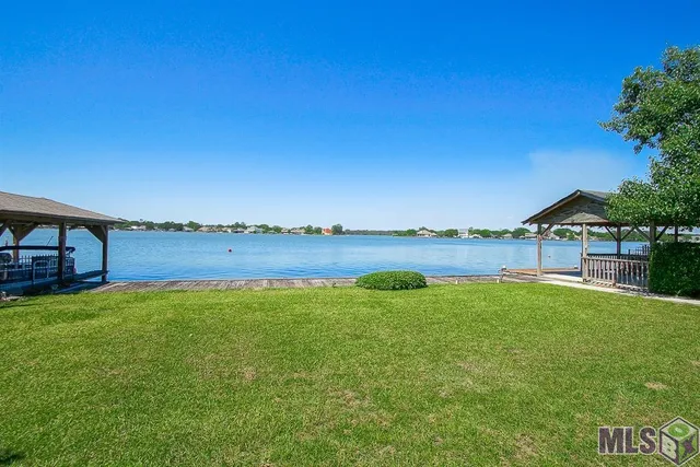 $425,000 | 13603 Riverlake Drive, Covington, LA 70435