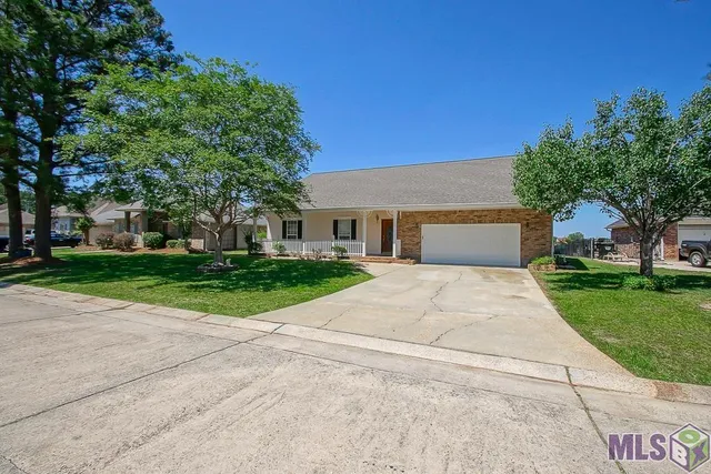 $425,000 | 13603 Riverlake Drive, Covington, LA 70435