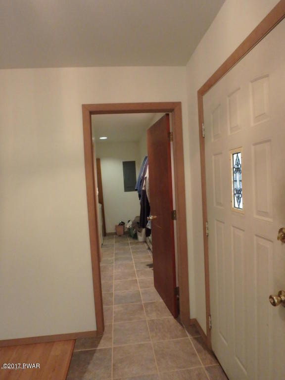 115 Lake In The Clouds Road Canadensis, PA 18325 - Photo 13 of 34 20170606161347911077000000-o
